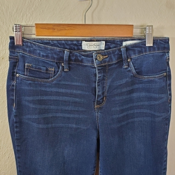 Jessica Simpson Super Skinny Kiss Me 10x30 Jeans - Picture 4 of 11